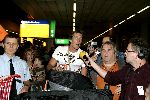 Schiphol 1 juli 2004
Aankoms Nederlands elftal na ek Portugal.
Edwin v d Sar
Peter Smulders bv