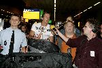Schiphol 1 juli 2004
Aankoms Nederlands elftal na ek Portugal.
Edwin v d Sar
Peter Smulders bv