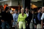 Cannes 19 juli 2004
Ivana Trump met jonge vriend op vliegveld van Cannes