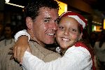 Schiphol 1 juli 2004
Aankoms Nederlands elftal na ek Portugal.
Joop Hiele met dochter
Peter Smulders bv