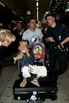 Schiphol 1 juli 2004
Aankoms Nederlands elftal na ek Portugal.
Marc Overmars met gezin
Peter Smulders bv