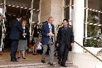 Amsterdam 30 juli 2004
Sven Goran Eriksson leaves the Hilton Hotel.
