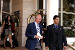 Amsterdam 30 juli 2004
Sven Goran Eriksson leaves the Hilton Hotel.
