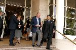 Amsterdam 30 juli 2004
Sven Goran Eriksson leaves the Hilton Hotel.