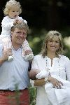 Wassenaar 17 juli 2005
Fotomoment met Maxima Amalia Prins Willem Alexander en Alexia bij hun woning 