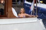 Amsterdam 17 juli 2005
Mariah Carey op een boottochtje door de grachten van Amsterdam.
Peter Smulders bv