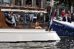 Amsterdam 17 juli 2005
Mariah Carey op een boottochtje door de grachten van Amsterdam.
Peter Smulders bv