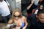 Amsterdam 17 juli 2005
Mariah Carey op een boottochtje door de grachten van Amsterdam.
Peter Smulders bv