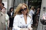 Amsterdam 16 juli 2005
Mariah Carey verlaat hotel de Dylan (Blakes) in Amsterdam.
Peter Smulders bv