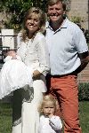 Wassenaar 17 juli 2005
Fotomoment met Maxima Amalia Prins Willem Alexander en Alexia bij hun woning 