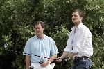 Halfweg 26 juli 2005
Sebastiaan Labrie laat golf clubsaanmeten van Taylor made.
Peter Smulders bv