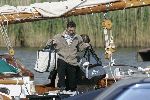 Muiden 4 juni 2005
Prins Willem Alexander varen met groene draeck met Maxima Amalia Prins Haakon (Noorwegen) Mette Marit en hun dochter. 
beveiliging
Peter Smulders bv