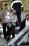 Muiden 4 juni 2005
Prins Willem Alexander varen met groene draeck met Maxima Amalia Prins Haakon (Noorwegen) Mette Marit en hun dochter.
Peter Smulders bv