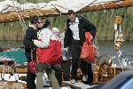 Muiden 4 juni 2005
Prins Willem Alexander varen met groene draeck met Maxima Amalia Prins Haakon (Noorwegen) Mette Marit en hun dochter.
Peter Smulders bv