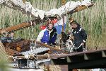 Muiden 4 juni 2005
Prins Willem Alexander varen met groene draeck met Maxima Amalia Prins Haakon (Noorwegen) Mette Marit en hun dochter.politieboot
Peter Smulders bv