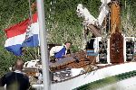 Muiden 4 juni 2005
Prins Willem Alexander varen met groene draeck met Maxima Amalia Prins Haakon (Noorwegen) Mette Marit en hun dochter.politieboot
Peter Smulders bv