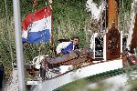 Muiden 4 juni 2005
Prins Willem Alexander varen met groene draeck met Maxima Amalia Prins Haakon (Noorwegen) Mette Marit en hun dochter.politieboot
Peter Smulders bv