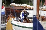 Muiden 4 juni 2005
Prins Willem Alexander varen met groene draeck met Maxima Amalia Prins Haakon (Noorwegen) Mette Marit en hun dochter.politieboot
Peter Smulders bv