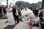 Amsterdam 21 maart 2005
Trouwen Henk Schiffmacher met Louise in stopera Amsterdam. met chinese draak
Peter Smulders bv
