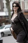 Amsterdam 24 maart 2005
Isa Hoes Zwanger op cornelis schuytstraat met gsm
Peter Smulders bv