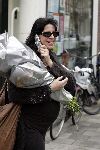 Amsterdam 24 maart 2005
Isa Hoes Zwanger op cornelis schuytstraat met gsm
Peter Smulders bv