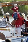 Muiden 22 mei 2005
Koningin Beatrix varen met groene draeck.
Prins Constantijn met Prinses Laurentien en Claus Cazimir en Eloise.
Peter Smulders bv