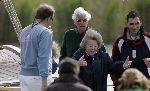 Muiden 15 mei 2005
Koningin Beatrix voor eerste keer dit jaar varen met de groene draeck.
Peter Smulders bv