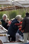 Muiden 15 mei 2005
Koningin Beatrix voor eerste keer dit jaar varen met de groene draeck.
Peter Smulders bv
