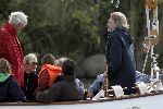 Muiden 15 mei 2005
Koningin Beatrix voor eerste keer dit jaar varen met de groene draeck.
Peter Smulders bv