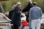 Muiden 15 mei 2005
Koningin Beatrix voor eerste keer dit jaar varen met de groene draeck.
Peter Smulders bv