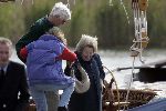 Muiden 15 mei 2005
Koningin Beatrix voor eerste keer dit jaar varen met de groene draeck.
Peter Smulders bv
