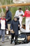 Muiden 22 mei 2005
Koningin Beatrix varen met de groene draeck samen met Prins Constantijn Prinses Laurentien en Eloise en Claus Cazimir.
Peter Smulders bv