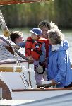 Muiden 22 mei 2005
Koningin Beatrix varen met groene draeck.
Prins Constantijn met Prinses Laurentien en Claus Cazimir en Eloise.
Peter Smulders bv