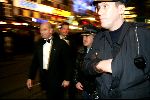 Amsterdam 8 november 2004
Premiere Bridget Jones  in tuschinski.
bommelding bij Escape waar het feest zou zijn. Beveiliging Frank Schmitt en politie