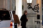Amsterdam 1 november 2004
Mariska Hulscher en Irene v d Laar arriveren bij Hotel de Grand samen met Sting.