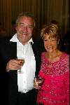 Tilburg 13 oktober 2003
Premiere kunt u mij de weg naar hamelen vertellen...
Jules Croiset met vrouw Puck Croiset