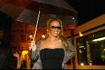 Amsterdam 6 oktober 2003
Mariah Carey op bezoek bij coffeeshop the bulldog