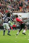 Eindhoven. 23 Oktober 2005 
Kompetitiewedstrijd Seizoen 2005/2006 
PSV-AJAX, eindstand 1-0 
Arouna Kone vangt de bal op zijn borst op