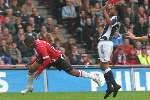 Eindhoven. 23 Oktober 2005
Kompetitiewedstrijd Seizoen 2005/2006 
PSV-AJAX, eindstand 1-0
Jefferson Farfan wordt neergehaald door Urby Emanuelson waardoor hij een strafschop krijgt
© Foto Bart Bel