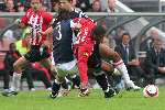 Eindhoven. 23 Oktober 2005
Kompetitiewedstrijd Seizoen 2005/2006 
PSV-AJAX, eindstand 1-0
Jefferson Farfan wordt geblokkeerd door Zdenek Grygera
© Foto Bart Bel