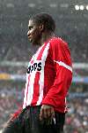 Eindhoven. 23 Oktober 2005 
Kompetitiewedstrijd Seizoen 2005/2006 
PSV-AJAX, eindstand 1-0 
Jefferson Farfan moest behoorlijk afzien in de regen 
© Foto Bart Bel