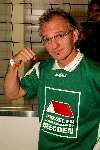 Someren, 22 Oktober 2005 
Fanclub meeting van formule 1 coureur Christijan Albers 
Jeroen van Inkel was de presentator van de fanclub meeting van Christijan Albers, Hier gaat hij voetballen met Christijan
© Foto Bart Bel