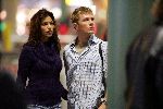 Schiphol 23 oktober 2004
Opnames film 5 fingers met Touriya en Ryan philippe op Schiphol.