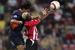 Eindhoven, 24 September 2005 
Kompetitiewedstrijd Seizoen 2005/2006 
PSV-RBC, eindstand 2-0 
Kone in kopduel met Fortes Rodriquez
