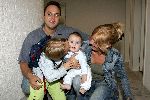 Fijnaart 23 augustus 2005
Christiaan Bauer voor het eerst naar school met broer Jan en Frans Bauer en Mariska. Frans Bauer jr
Peter Smulders bv