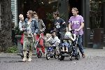 Amsterdam 24 september 2005
Prins Bernhard jr   met Prins Maurits prinses Annette en Prinses Marilene met kinderen wandelen
Peter Smulders bv