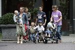 Amsterdam 24 september 2005
Prins Bernhard jr   met Prins Maurits prinses Annette en Prinses Marilene met kinderen wandelen
Peter Smulders bv