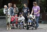 Amsterdam 24 september 2005
Prins Bernhard jr   met Prins Maurits prinses Annette en Prinses Marilene met kinderen wandelen
Peter Smulders bv