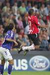 PSV Schalke 04 Eindhoven 1-0 sprong kopduel